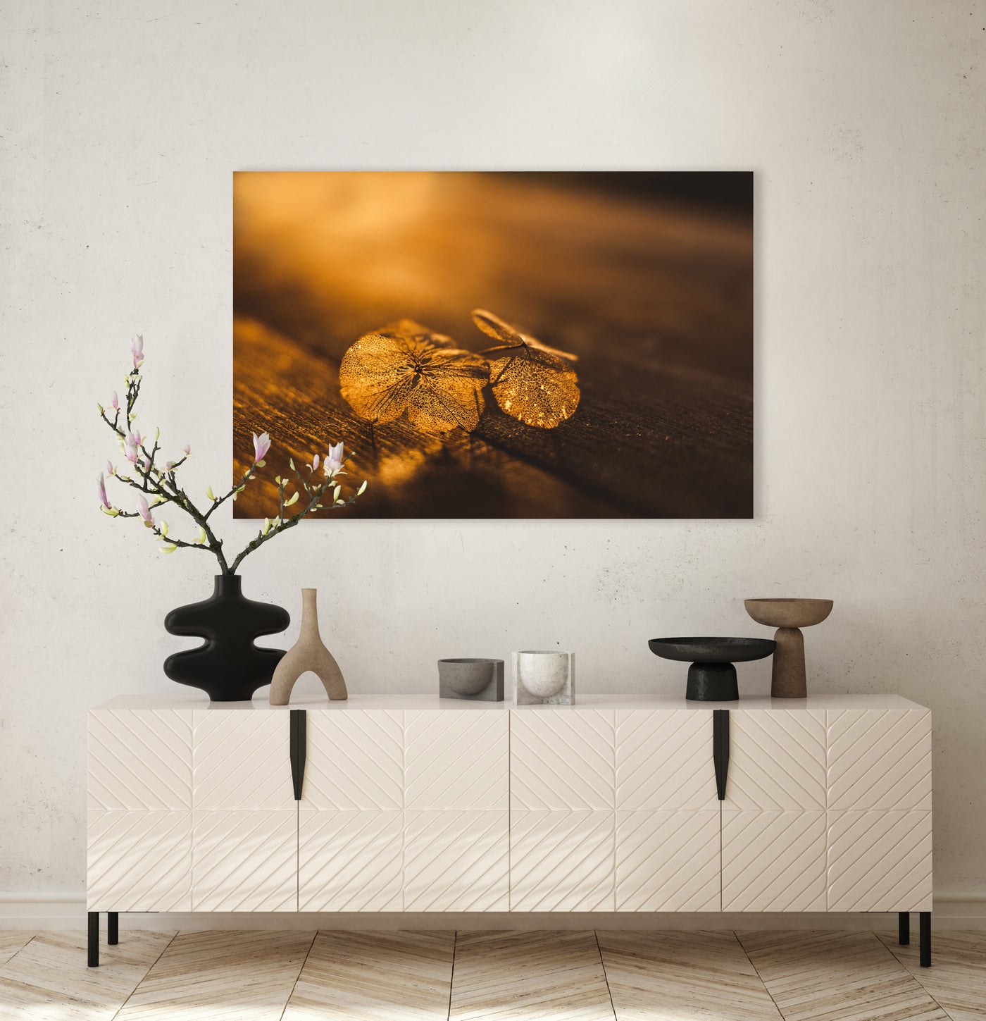 Zerbrechliches Blütenblatt im goldenen Sonnenlicht - Mayra Photography