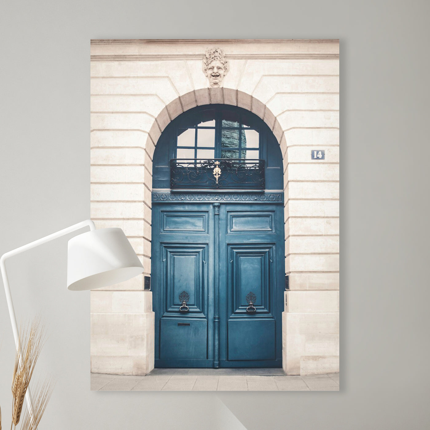 Paris Blue Door - Ruby und B Fotografie